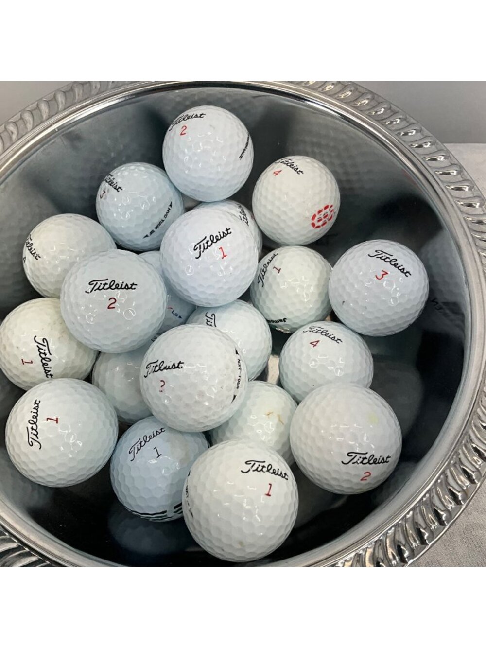 Titleist Golf Balls Assorted Numbers Pre-Owned Good Condition
